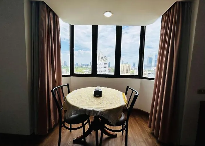 Omni Tower Direct 公寓 曼谷
